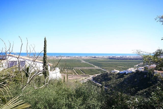 4 bedroom Villa for sale in Pedreguer - € 629,000 (Ref: 8271668)