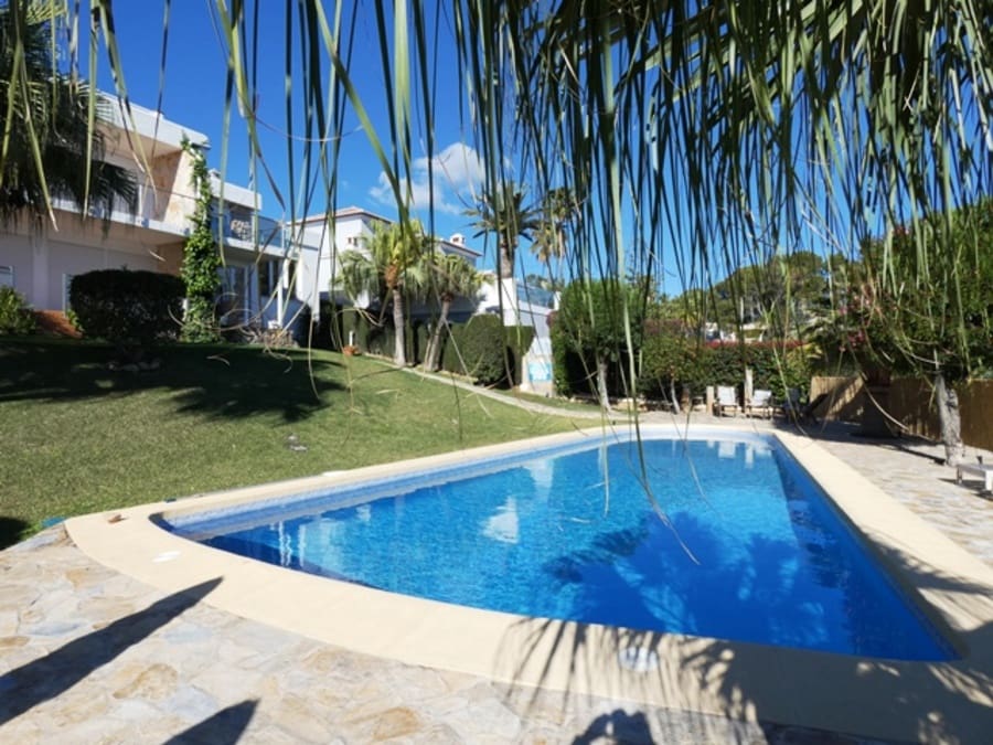 4 bedroom Apartment for sale in Denia with pool garage - € 825,000 (Ref: 8271682)