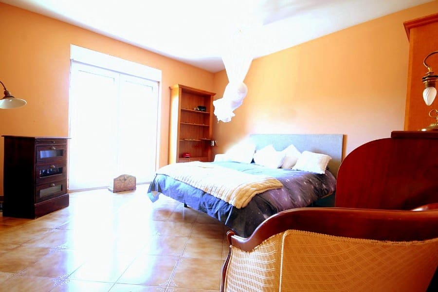 5 makuuhuone Huvila myytävänä paikassa Javea / Xabia mukana uima-altaan 
autotalli - 1 590 000 € (Ref: 8271688)