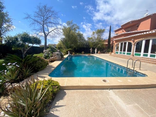 5 makuuhuone Huvila myytävänä paikassa Javea / Xàbia mukana uima-altaan 
autotalli - 1 590 000 € (Ref: 8271688)