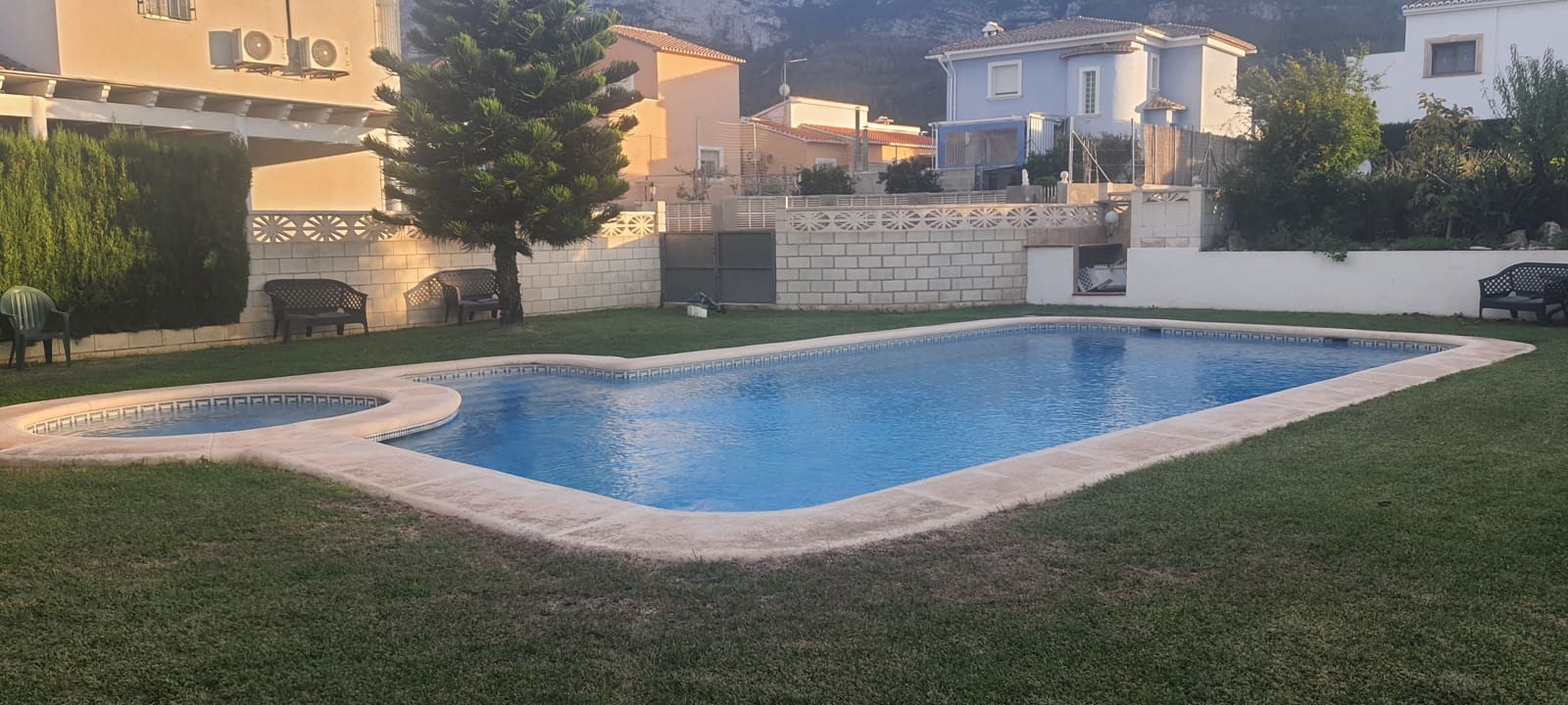 3 soverom Hus til salgs i Denia med garasje - € 375 000 (Ref: 8681772)