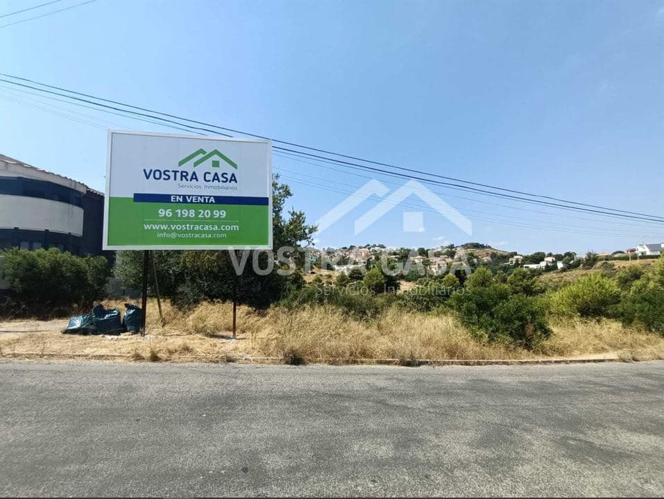 Building Plot for sale in Chiva - € 130,000 (Ref: 8431436)