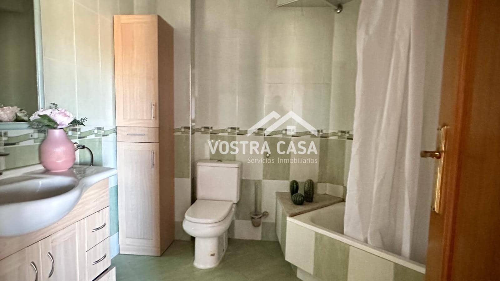 5 chambre Maison de Ville à vendre à Requena avec garage - 190 000 € (Ref: 8431495)