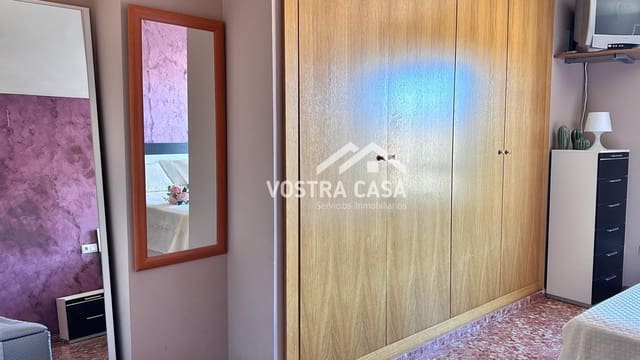 5 chambre Maison de Ville à vendre à Requena avec garage - 190 000 € (Ref: 8431495)