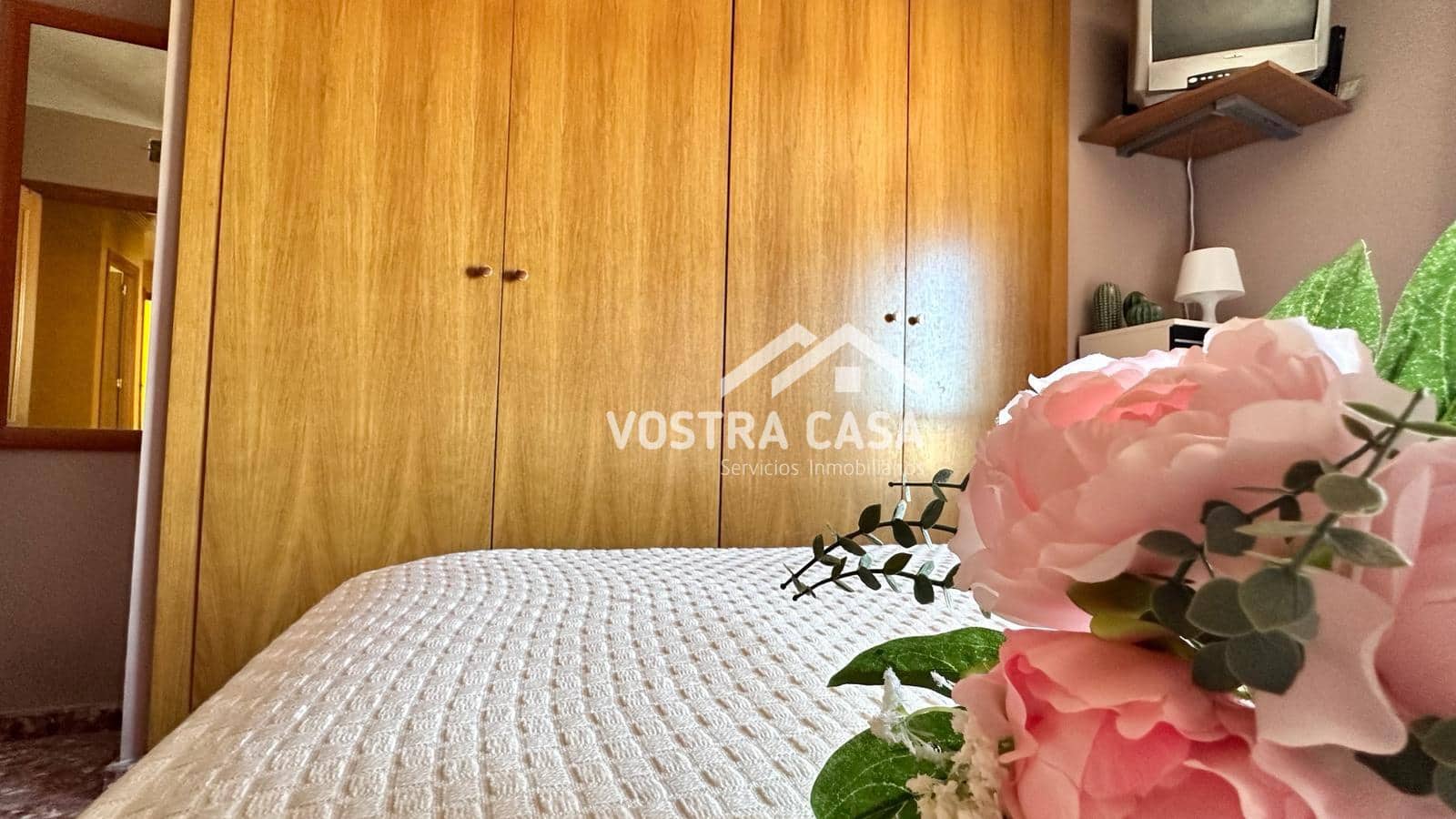 5 chambre Maison de Ville à vendre à Requena avec garage - 190 000 € (Ref: 8431495)