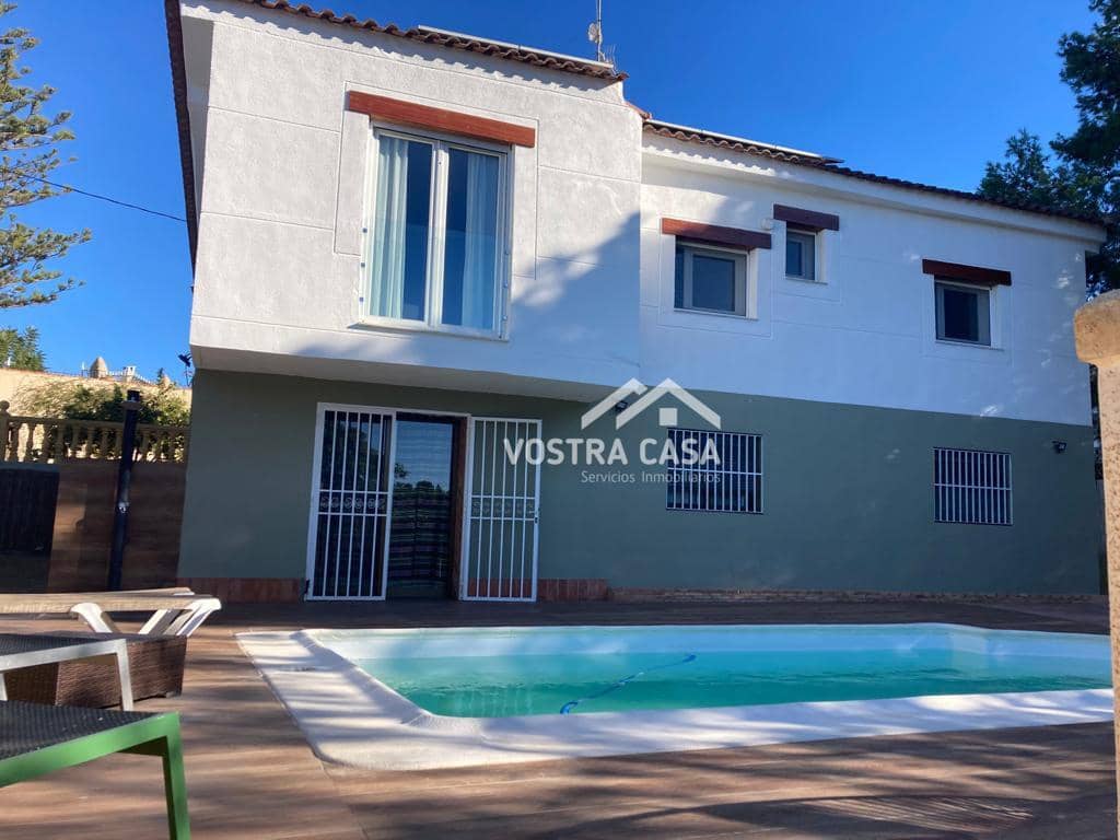 4 sypialnia Willa do wynajęcia w Torrent z basenem - 2 200 € (Ref: 8431524)