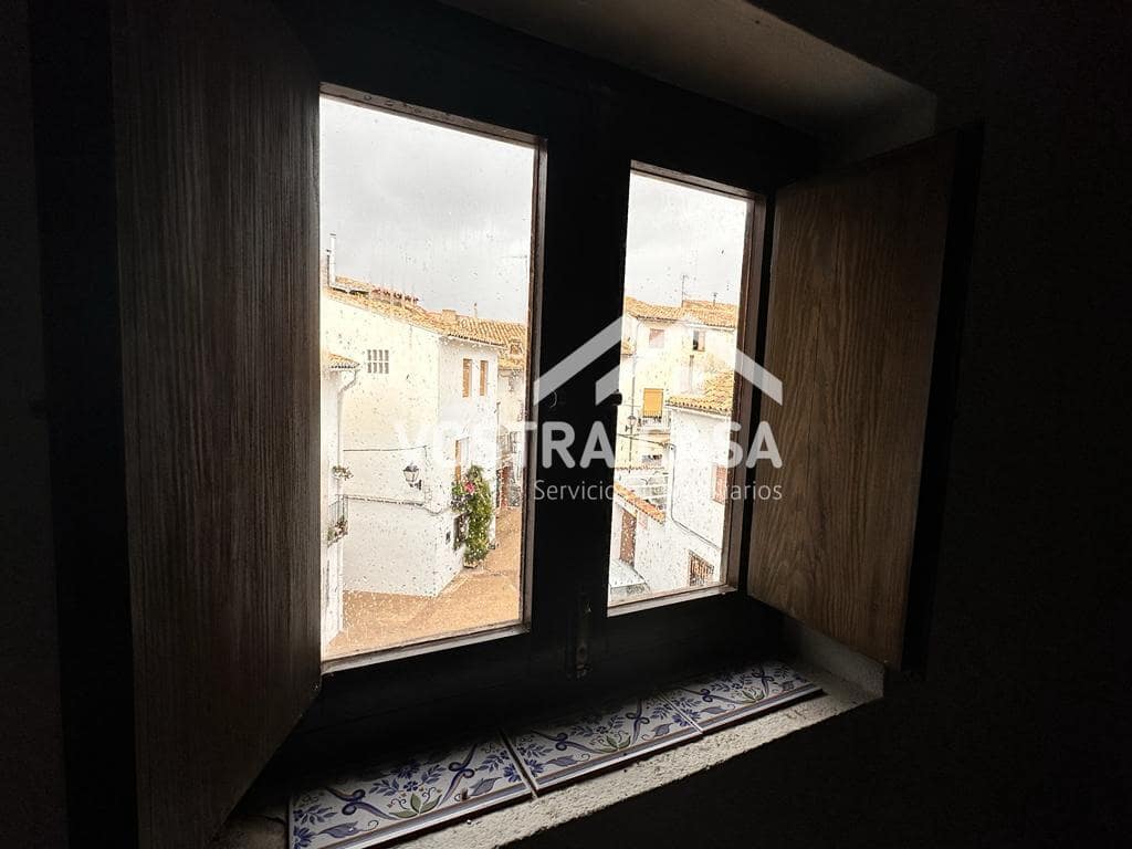 3 quarto Casa em Banda para venda em Requena - 119 500 € (Ref: 8431544)