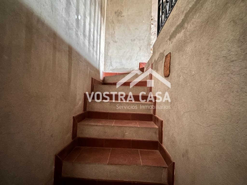 3 quarto Casa em Banda para venda em Requena - 119 500 € (Ref: 8431544)