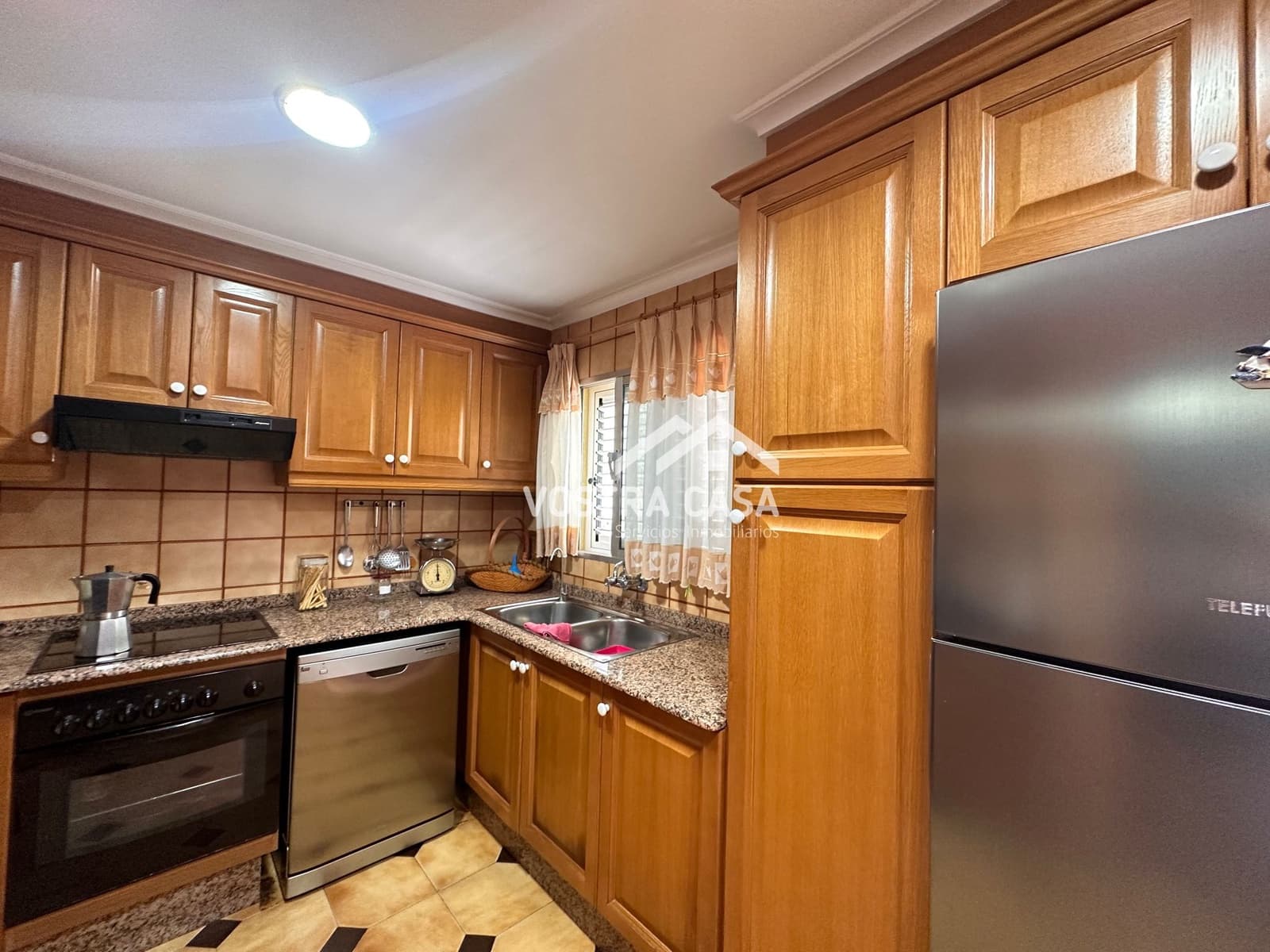 5 soverom Villa til salgs i Turis med svømmebasseng garasje - € 450 000 (Ref: 8431561)