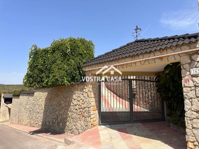 5 soverom Villa til salgs i Turís med svømmebasseng garasje - € 450 000 (Ref: 8431561)