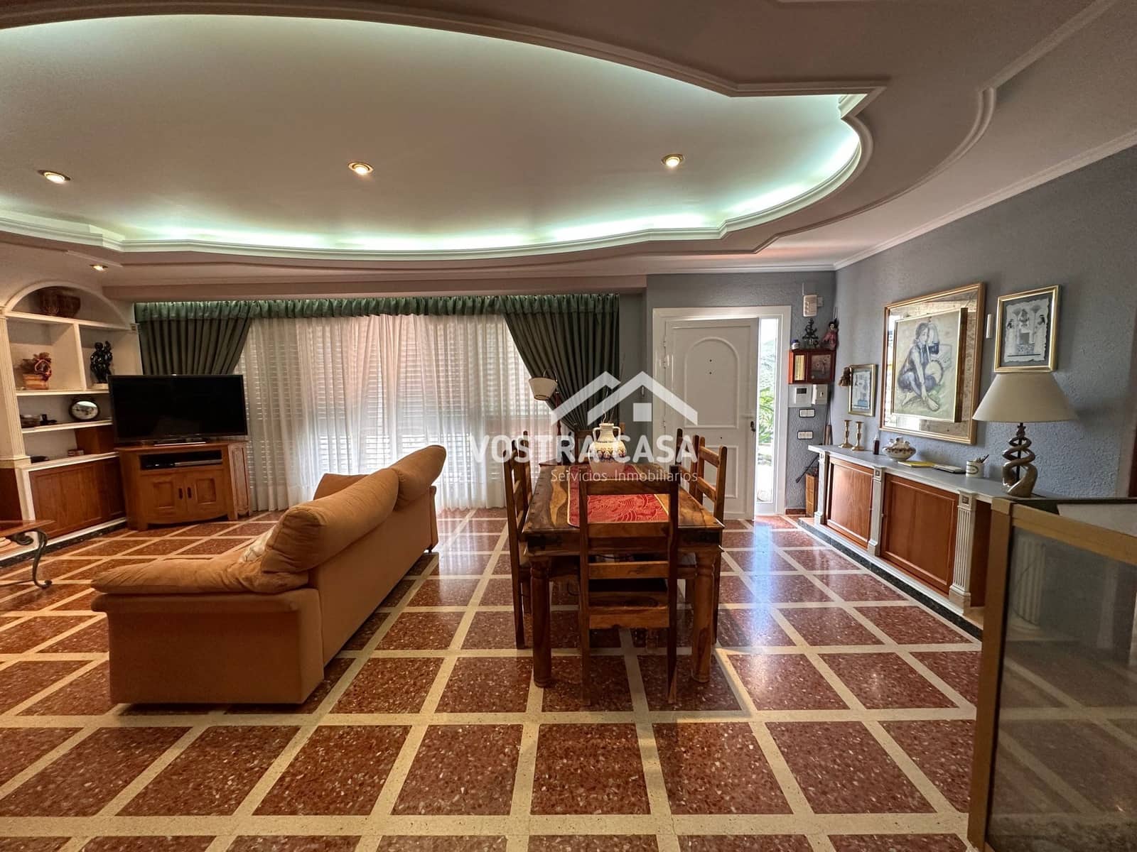 5 soverom Villa til salgs i Turis med svømmebasseng garasje - € 450 000 (Ref: 8431561)