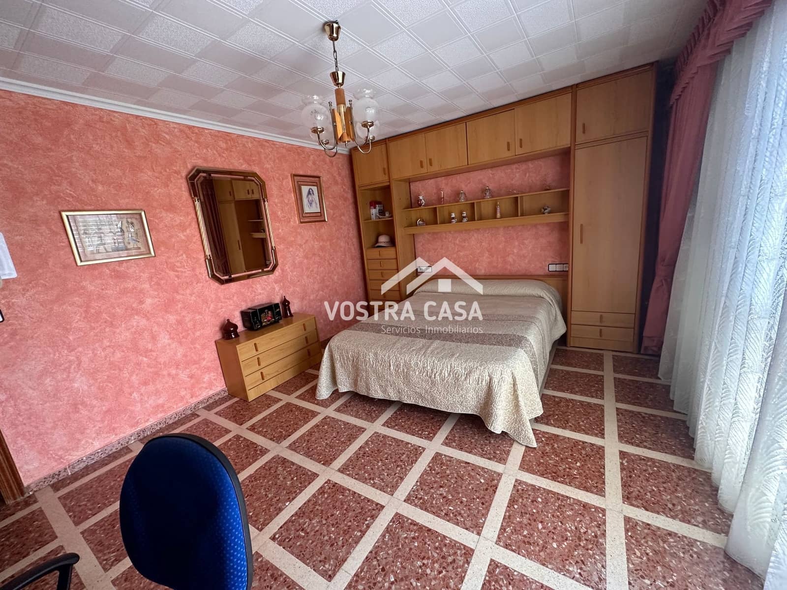 5 soverom Villa til salgs i Turis med svømmebasseng garasje - € 450 000 (Ref: 8431561)