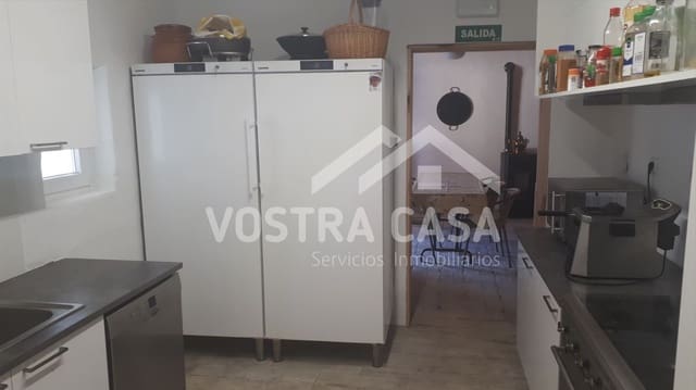 Villa zu verkaufen in Godelleta mit Pool - 550.000 € (Ref: 8431572)