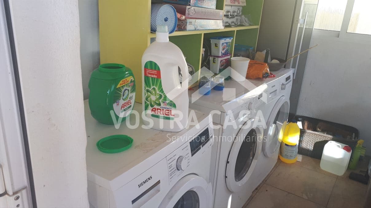 Villa zu verkaufen in Godelleta mit Pool - 550.000 € (Ref: 8431572)