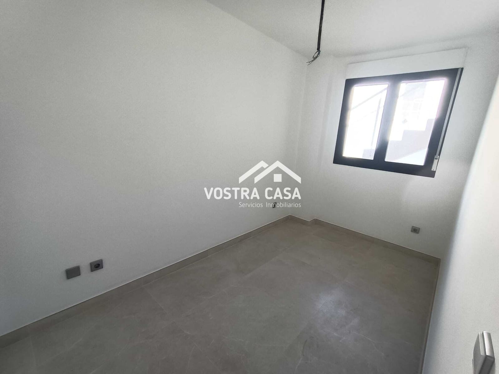Pareado de 4 habitaciones en Chiva en venta - 470.000 € (Ref: 8788068)