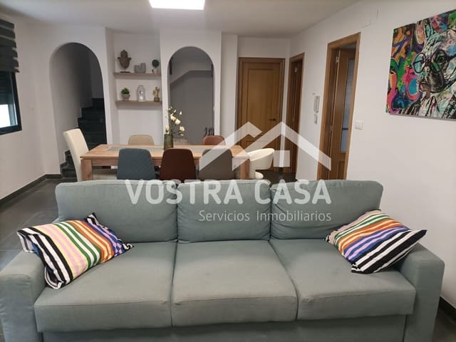 3 soveværelse Rækkehus til salg i Chiva med garage - € 320.000 (Ref: 8826653)