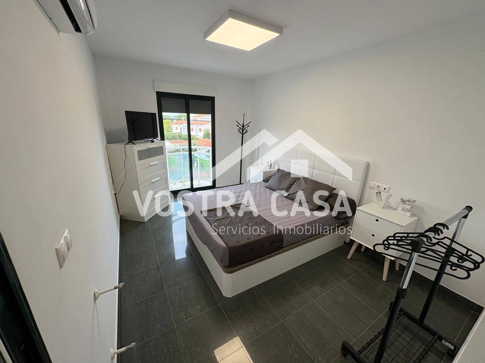 3 soveværelse Rækkehus til salg i Chiva med garage - € 320.000 (Ref: 8826653)