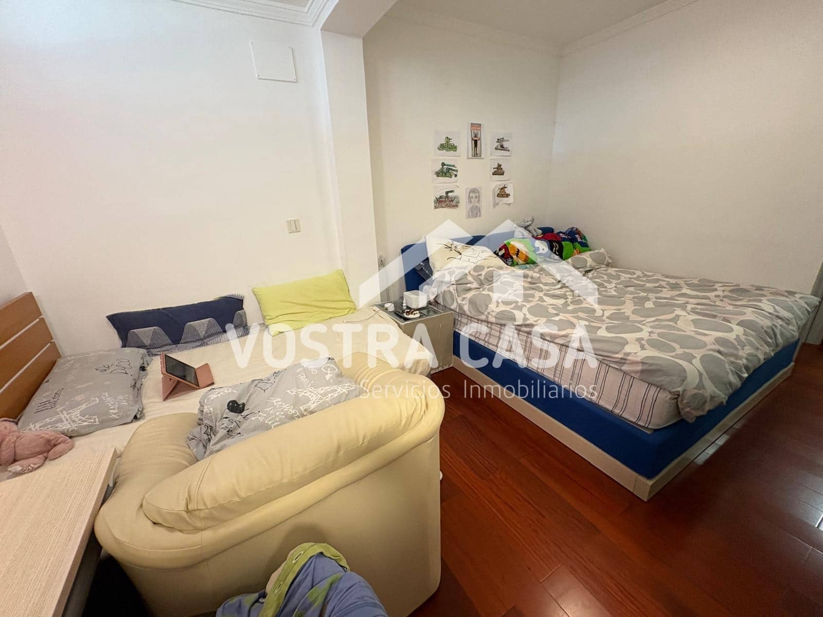 Villa til salgs i Chiva - € 830 000 (Ref: 9747105)