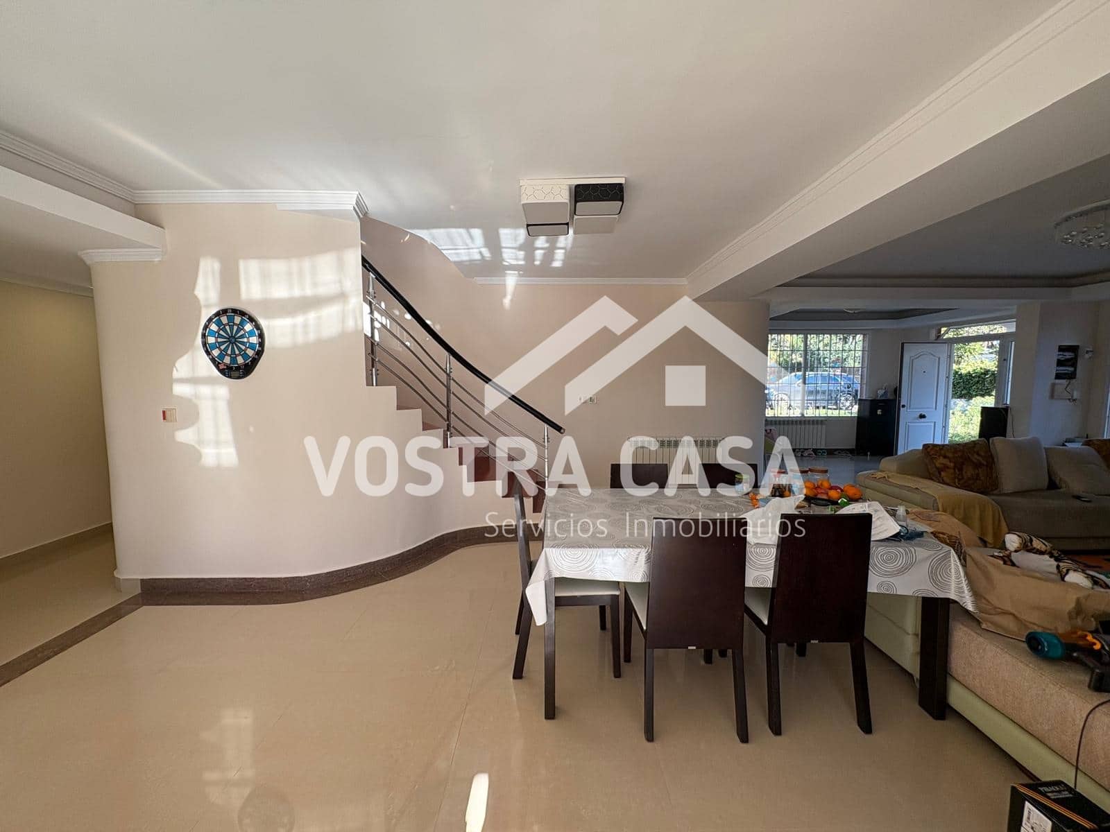 Villa til salgs i Chiva - € 830 000 (Ref: 9747105)