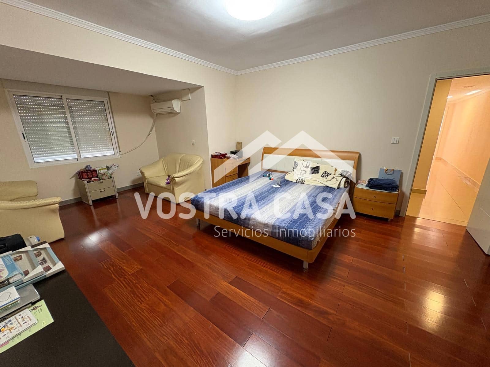 Villa til salgs i Chiva - € 830 000 (Ref: 9747105)