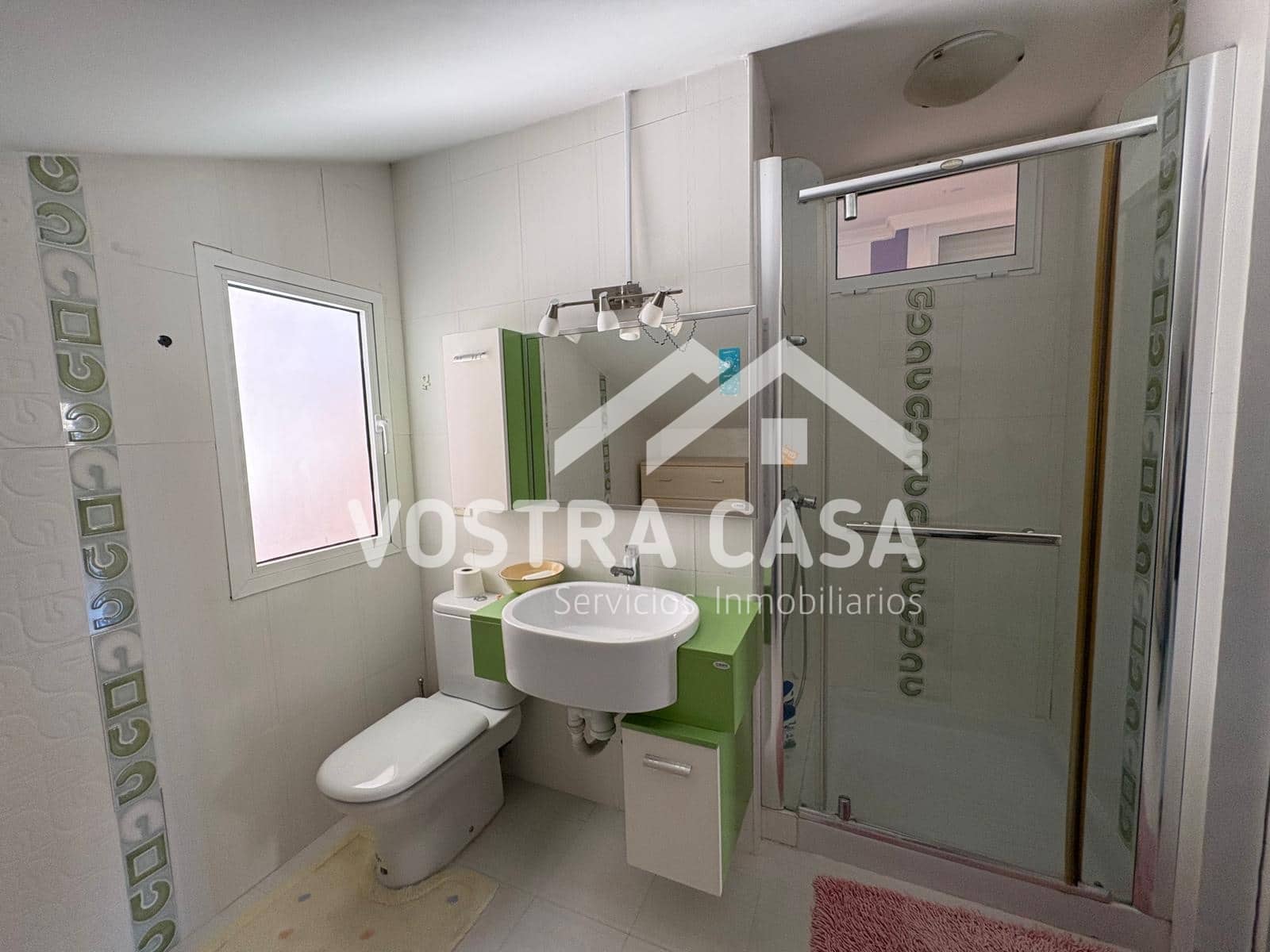 Villa til salgs i Chiva - € 830 000 (Ref: 9747105)