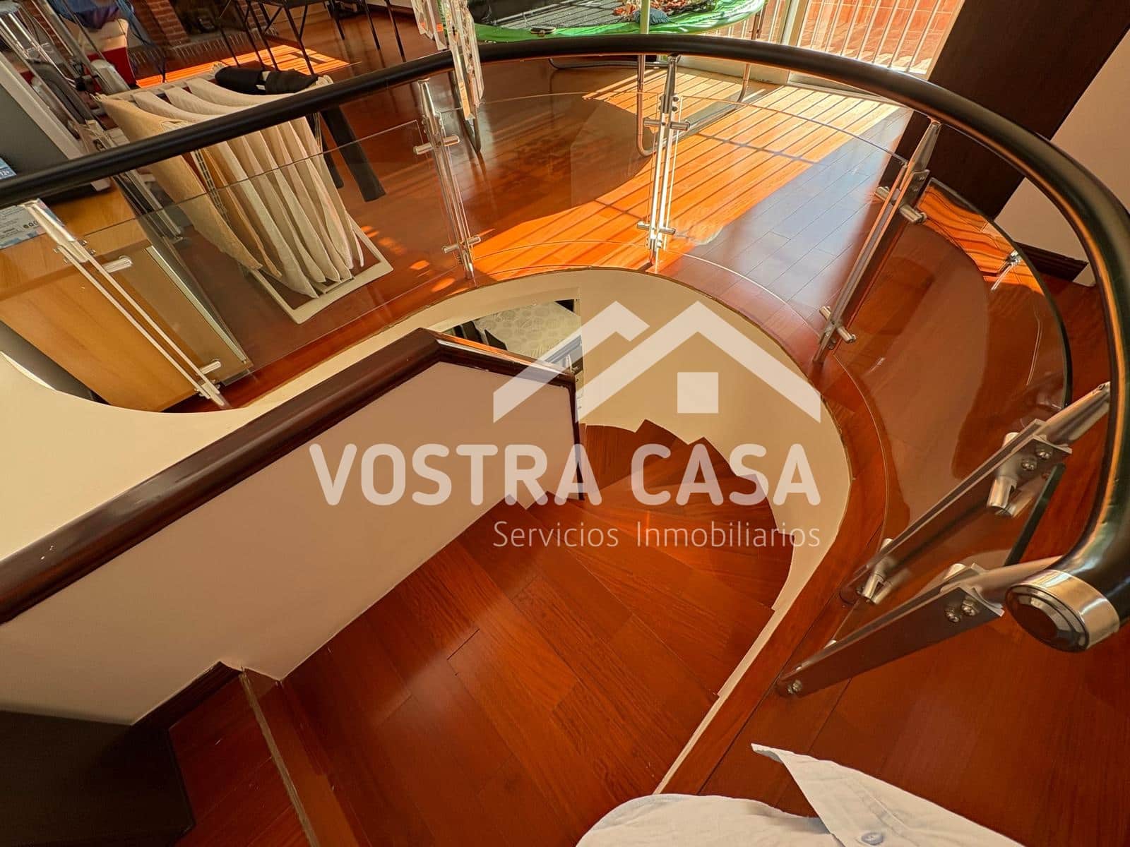 Villa til salgs i Chiva - € 830 000 (Ref: 9747105)