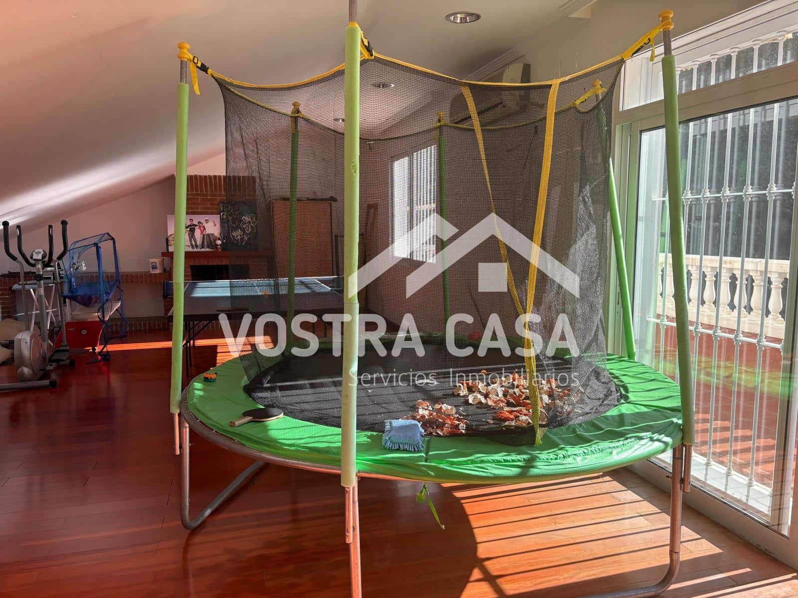 Villa til salgs i Chiva - € 830 000 (Ref: 9747105)