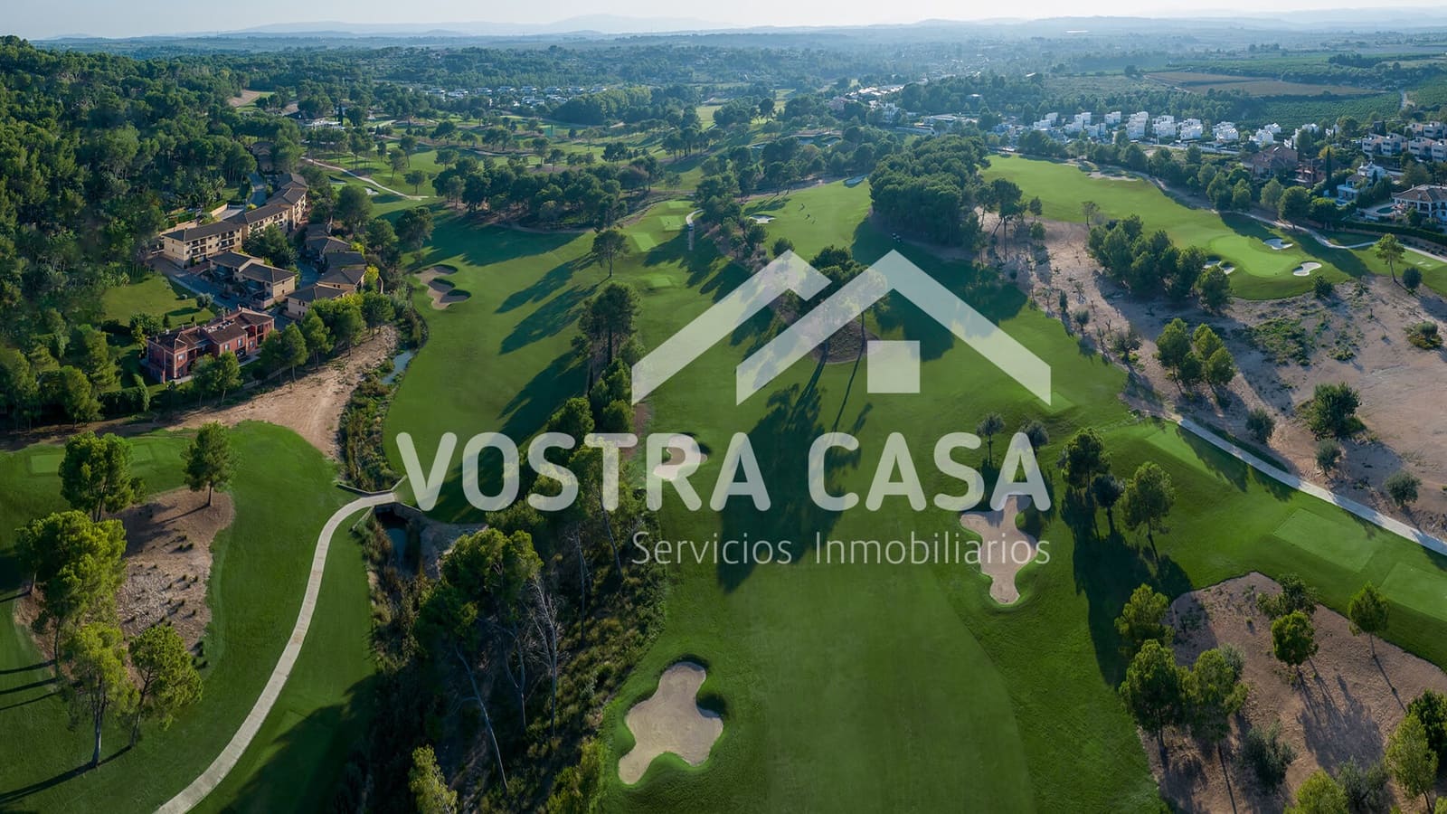 6 sypialnia Dom na sprzedaż w Chiva z basenem garażem - 1 850 000 € (Ref: 9747496)