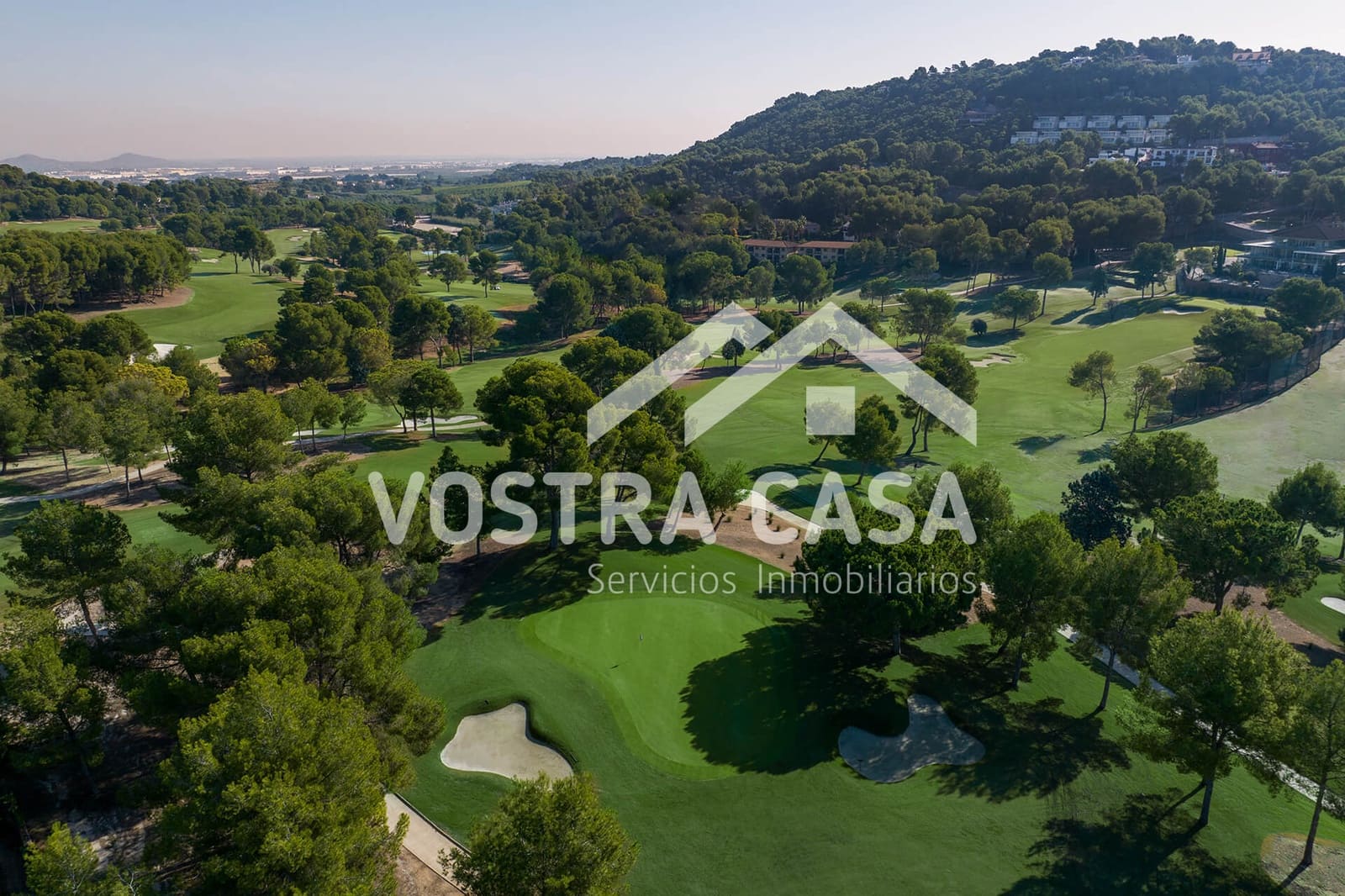 6 sypialnia Dom na sprzedaż w Chiva z basenem garażem - 1 850 000 € (Ref: 9747496)