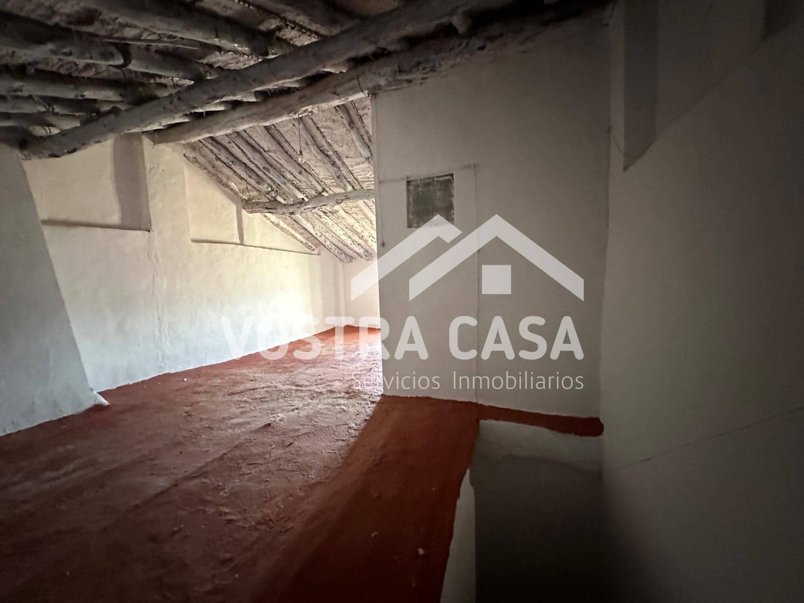 Hus til salgs i Venta del Moro - € 95 000 (Ref: 9793221)