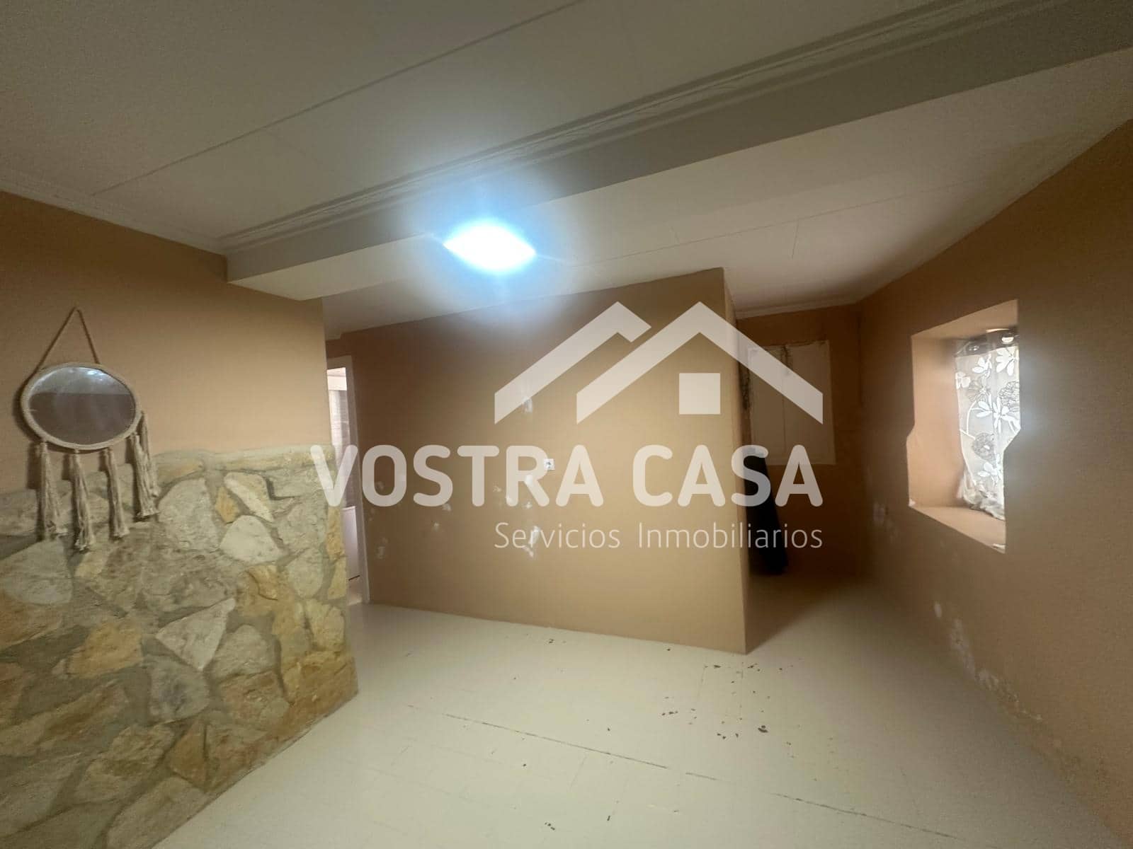 Hus til salgs i Venta del Moro - € 95 000 (Ref: 9793221)