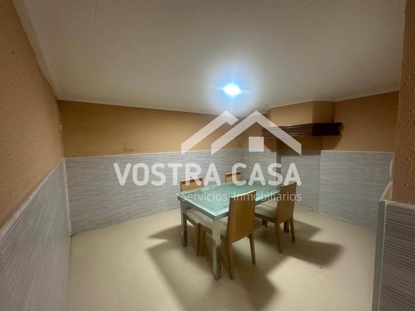 Hus til salgs i Venta del Moro - € 95 000 (Ref: 9793221)