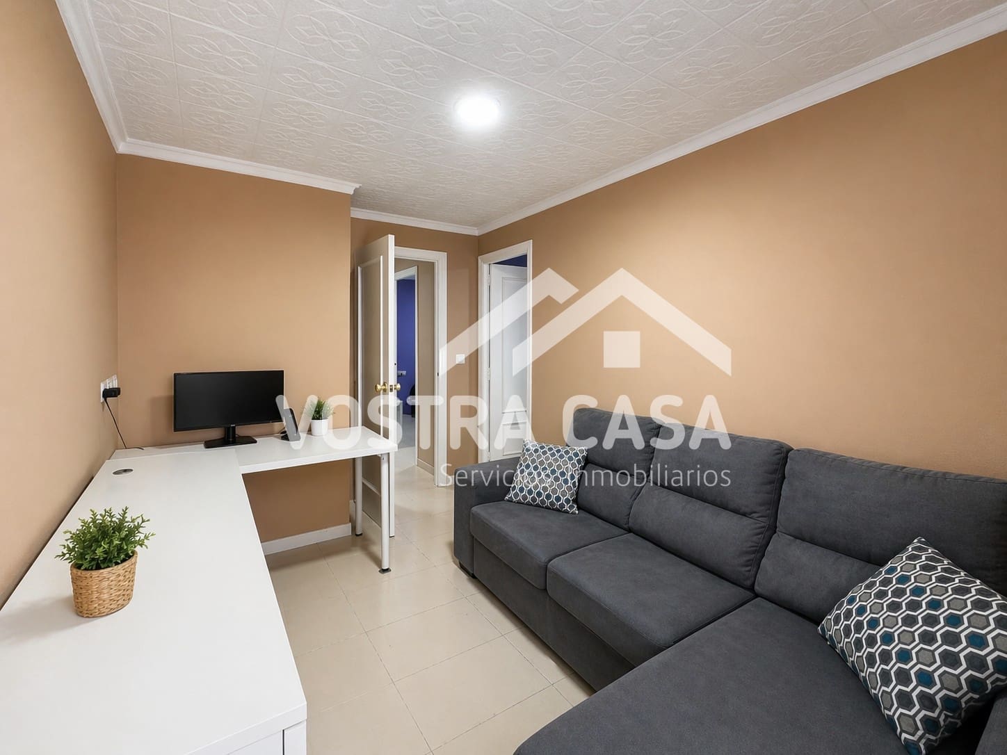 5 bedroom Townhouse for sale in Venta del Moro - € 95,000 (Ref: 9793221)