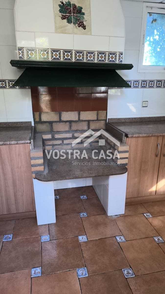 5 quarto Moradia para venda em Chiva com piscina garagem - 270 000 € (Ref: 9818874)