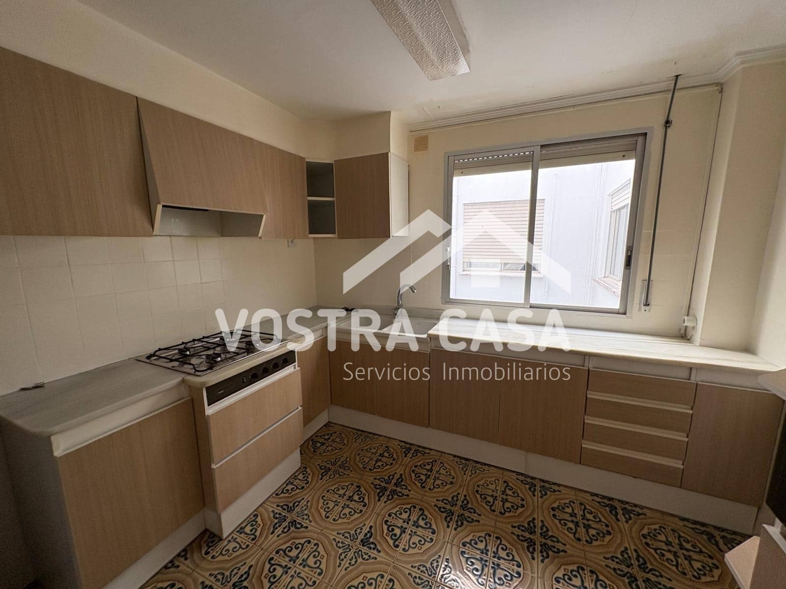 4 bedroom Penthouse for sale in Chiva - € 240,000 (Ref: 9858971)