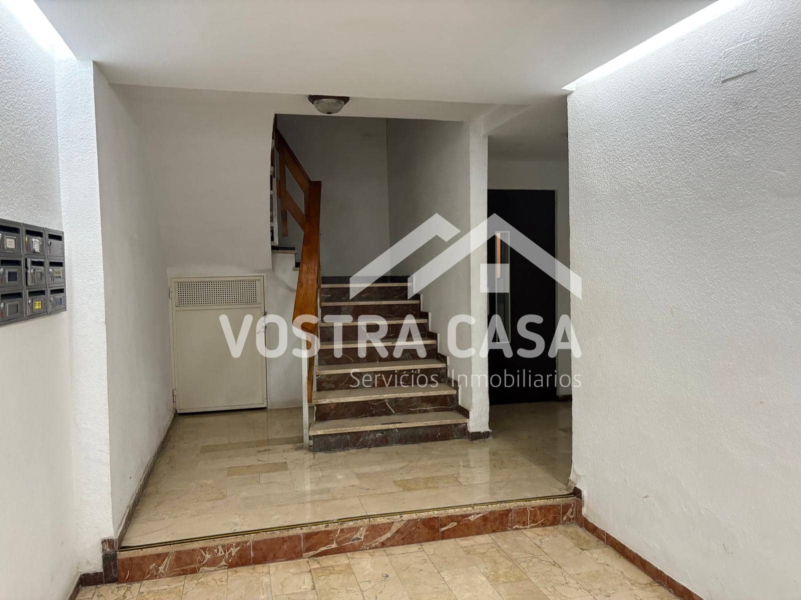 4 bedroom Penthouse for sale in Chiva - € 240,000 (Ref: 9858971)