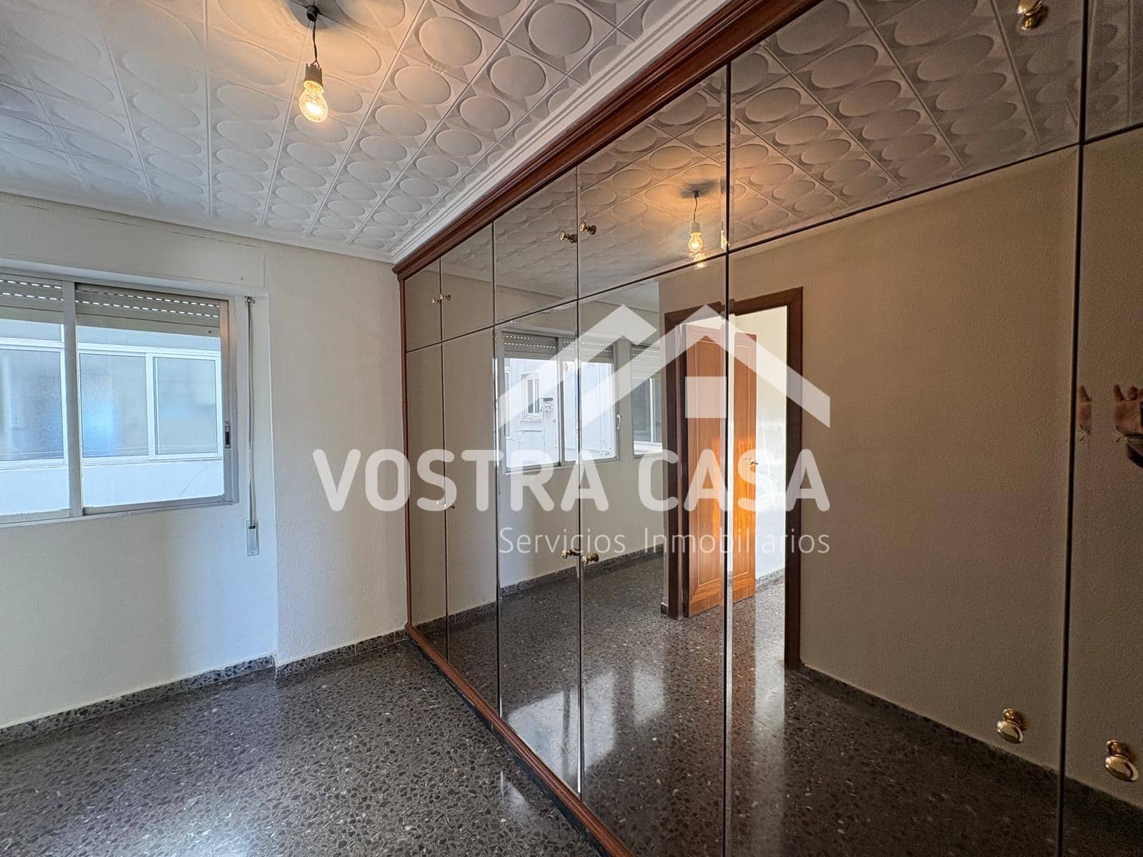 4 bedroom Penthouse for sale in Chiva - € 240,000 (Ref: 9858971)