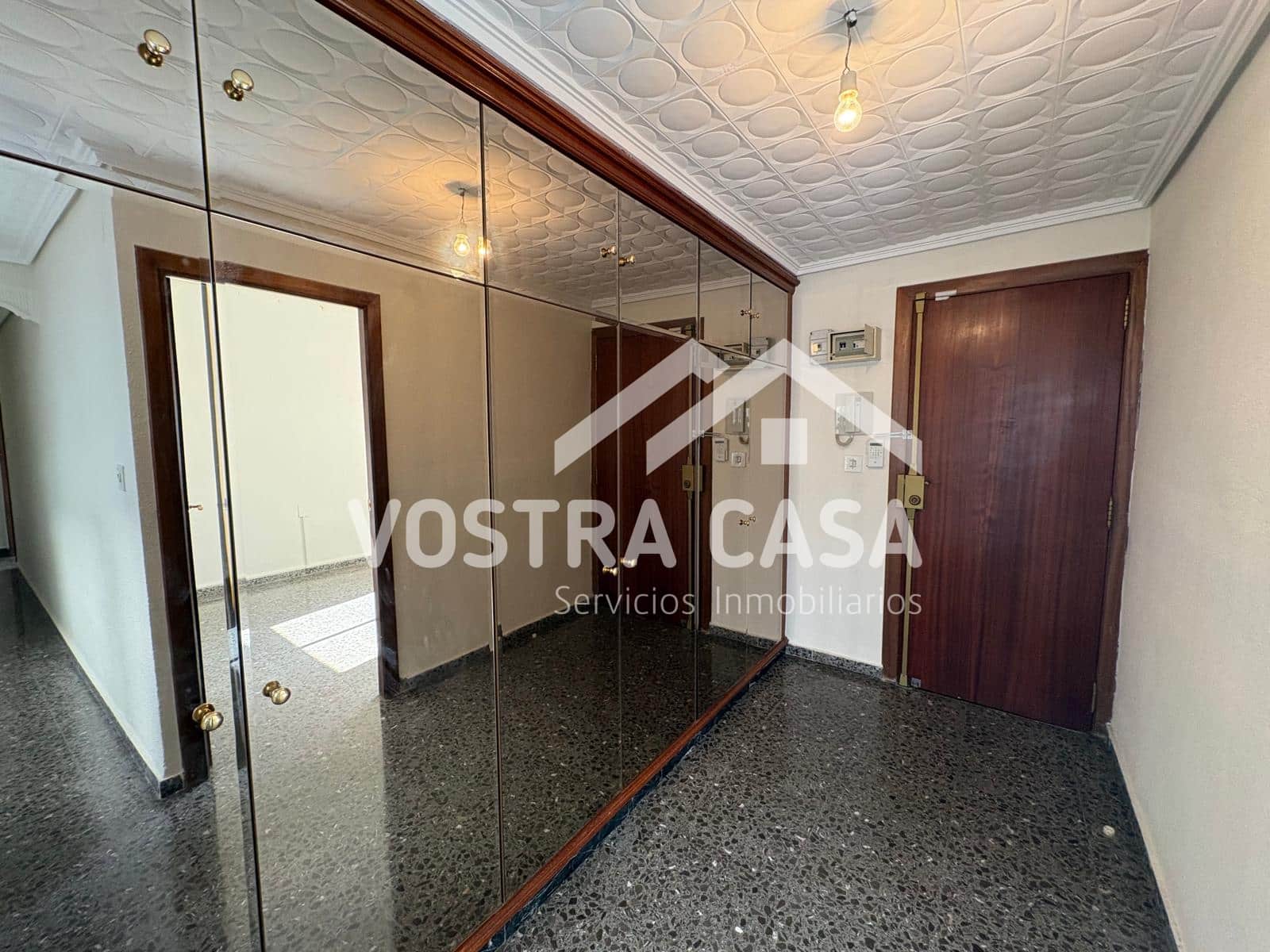 4 bedroom Penthouse for sale in Chiva - € 240,000 (Ref: 9858971)