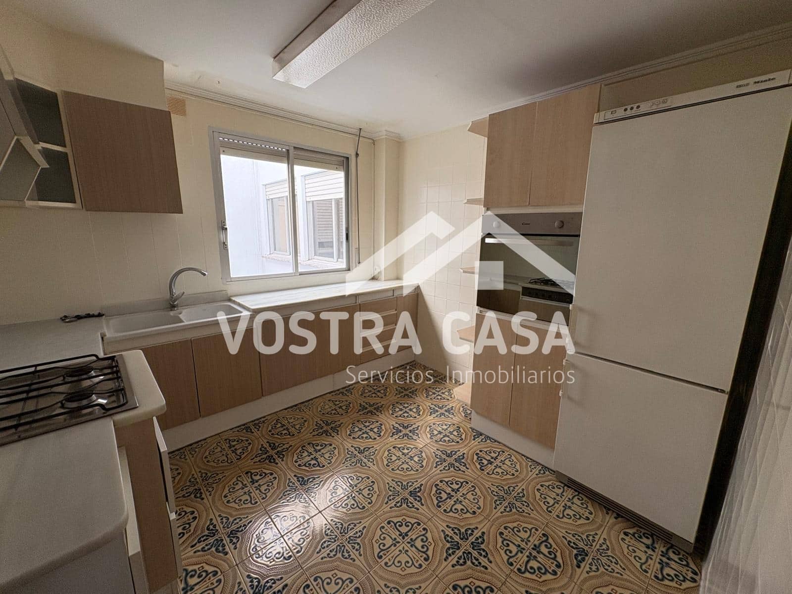 4 bedroom Penthouse for sale in Chiva - € 240,000 (Ref: 9858971)