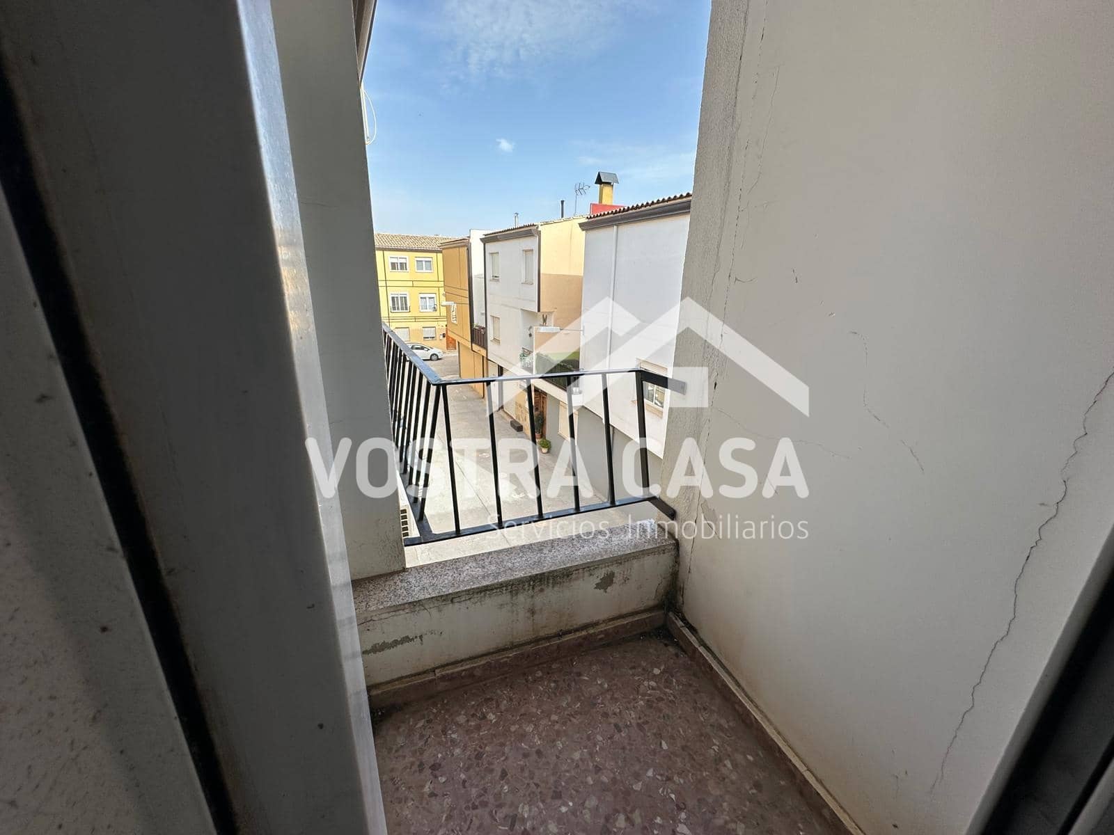 4 makuuhuone Asunto myytävänä paikassa Requena - 58 100 € (Ref: 9860704)