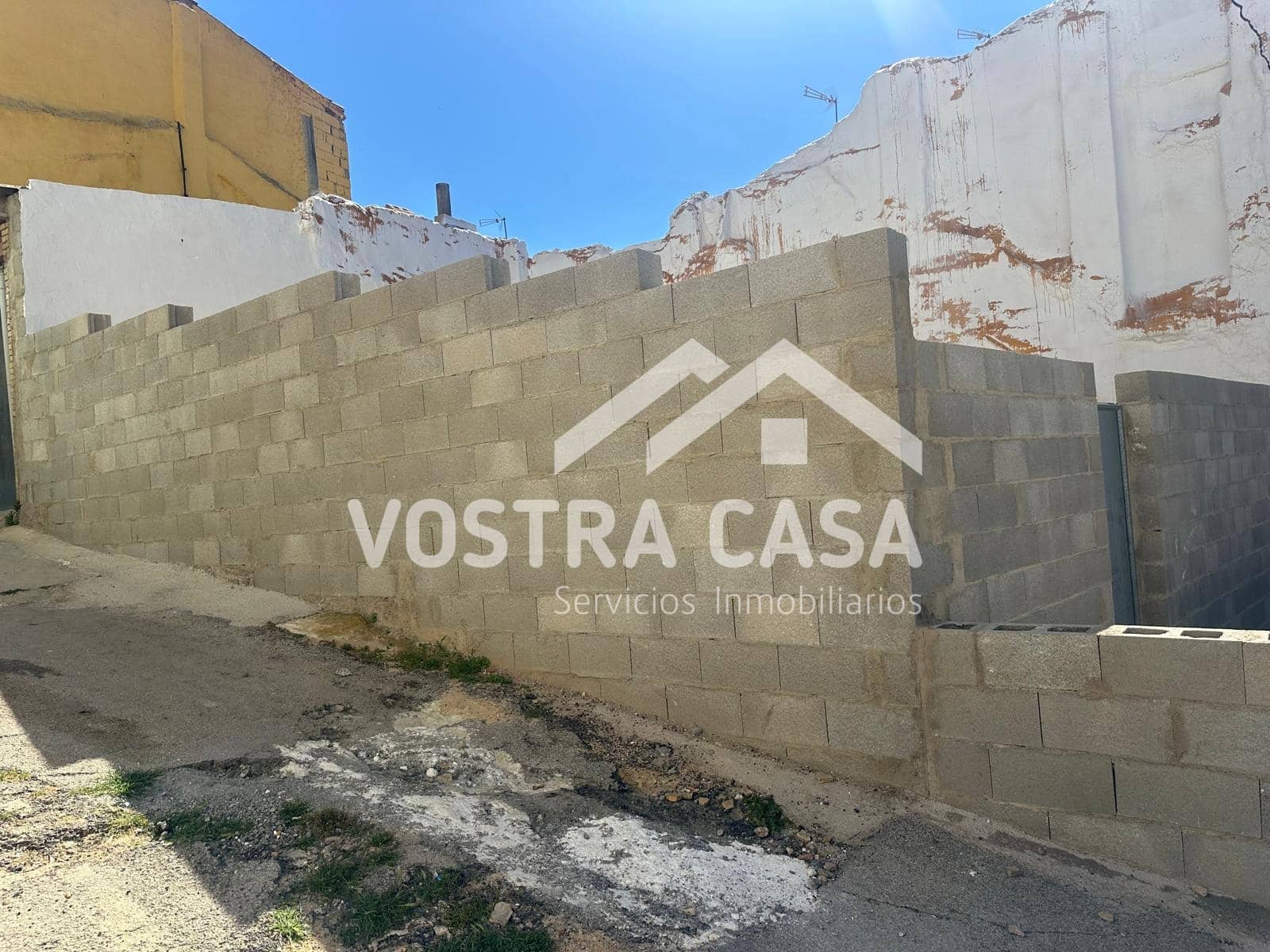 Bauplatz zu verkaufen in Requena - 15.500 € (Ref: 9908992)