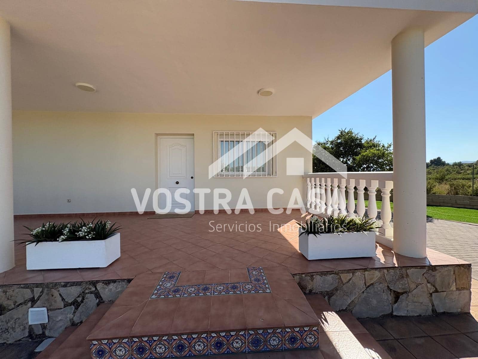 3 bedroom Villa for sale in Alborache with pool - € 250,000 (Ref: 9944746)