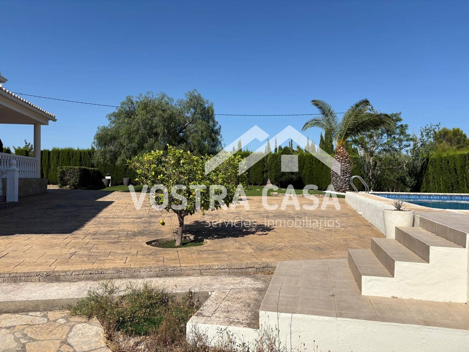 3 bedroom Villa for sale in Alborache with pool - € 250,000 (Ref: 9944746)