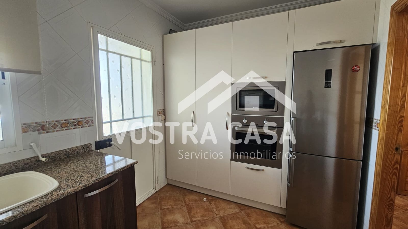 3 bedroom Villa for sale in Alborache with pool - € 250,000 (Ref: 9944746)