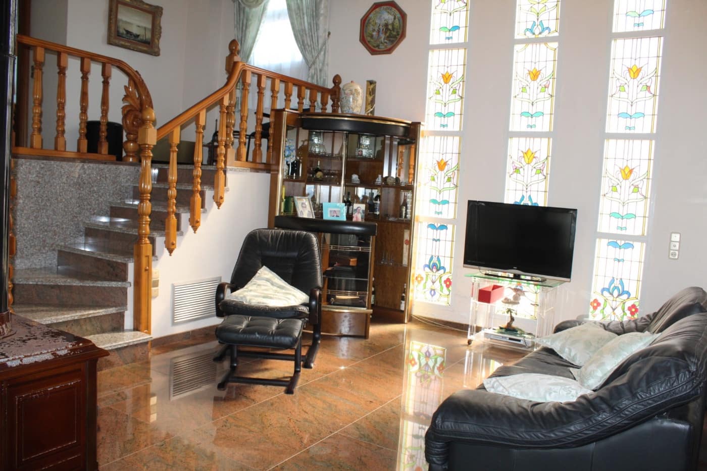 5 Zimmer Villa zu verkaufen in Tavernes de la Valldigna mit Pool Garage - 590.000 € (Ref: 6834756)