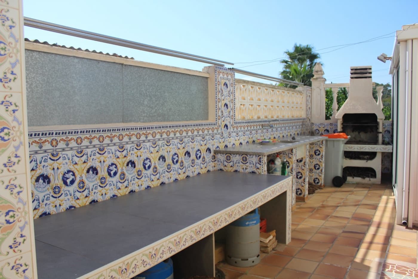 5 Zimmer Villa zu verkaufen in Tavernes de la Valldigna mit Pool Garage - 590.000 € (Ref: 6834756)