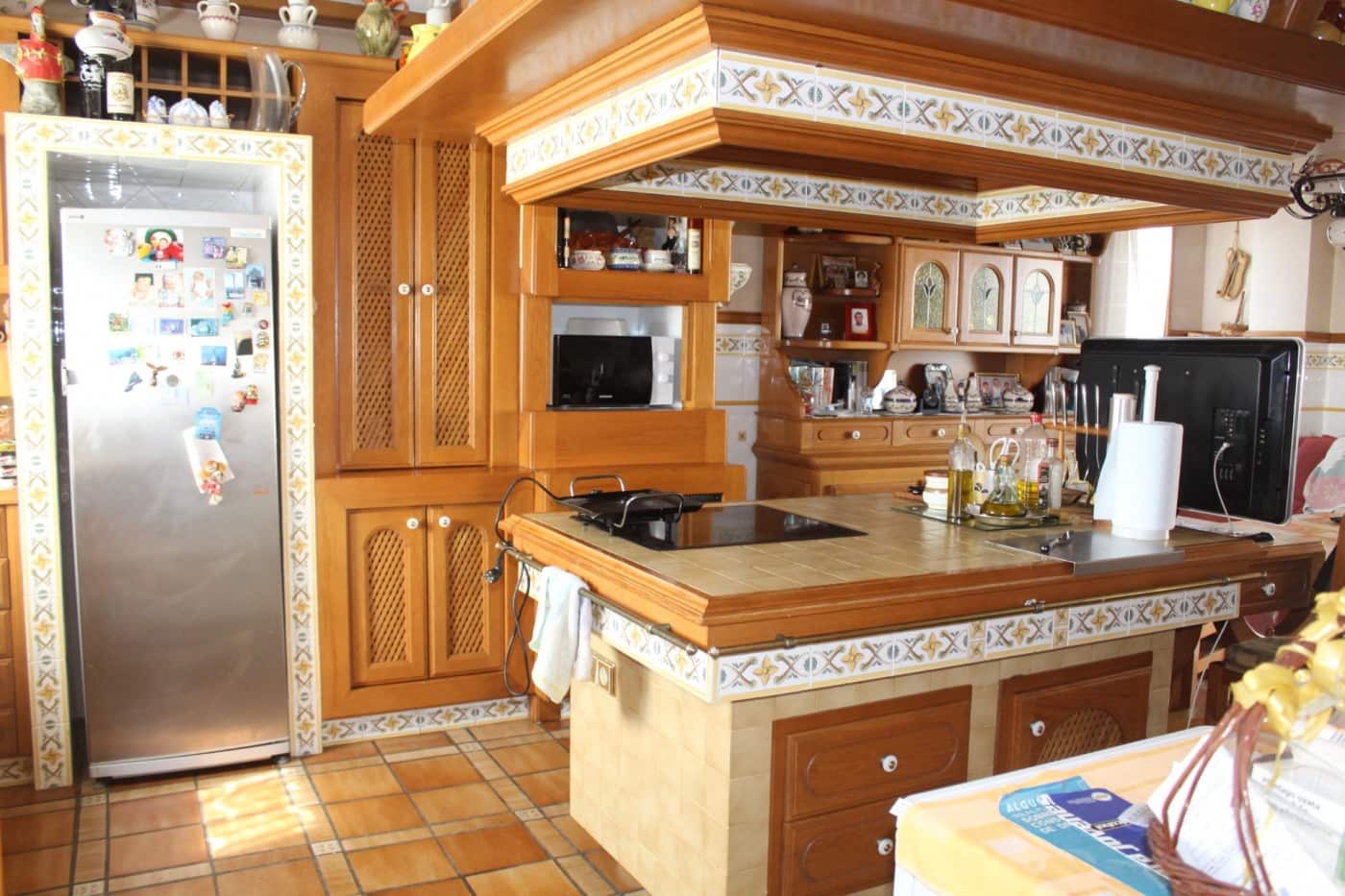 5 Zimmer Villa zu verkaufen in Tavernes de la Valldigna mit Pool Garage - 590.000 € (Ref: 6834756)