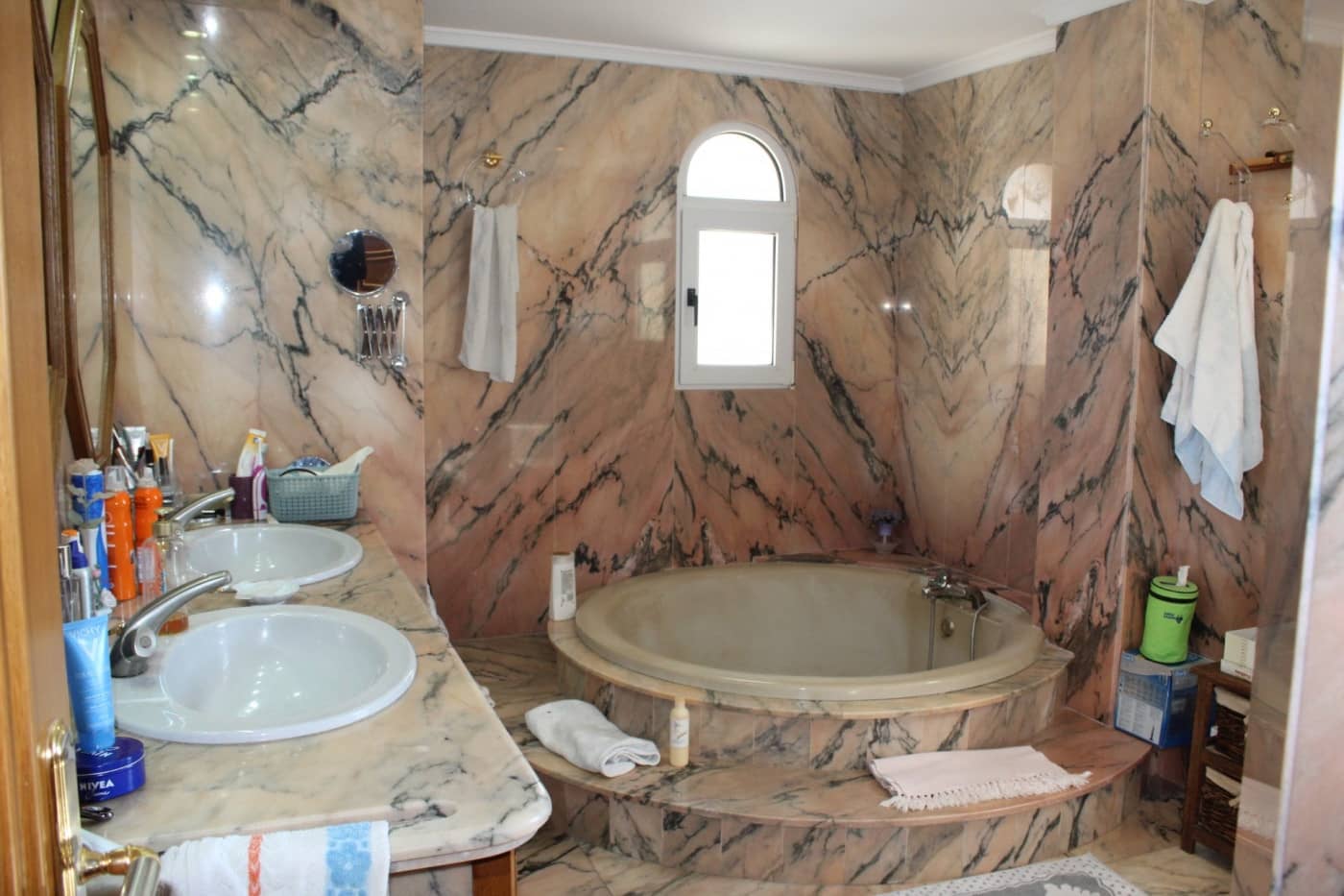 5 Zimmer Villa zu verkaufen in Tavernes de la Valldigna mit Pool Garage - 590.000 € (Ref: 6834756)