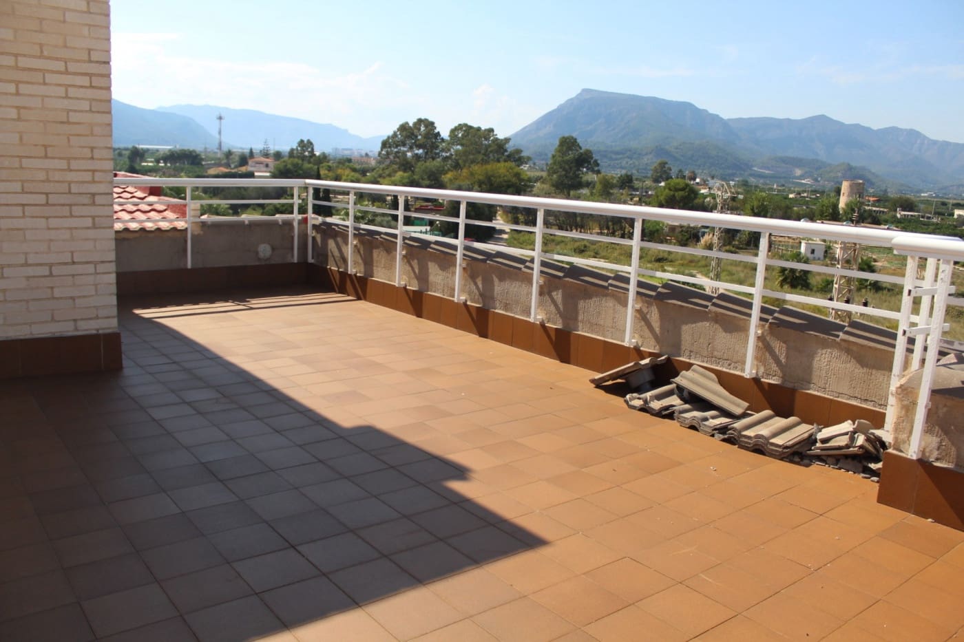 5 Zimmer Villa zu verkaufen in Tavernes de la Valldigna mit Pool Garage - 590.000 € (Ref: 6834756)