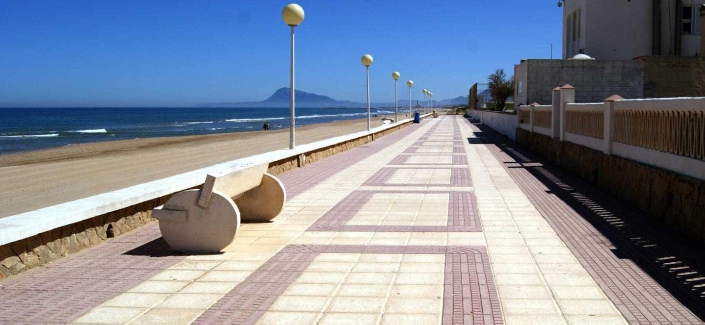 3 soveværelse Lejlighed til salg i Piles med garage - € 125.000 (Ref: 6922622)